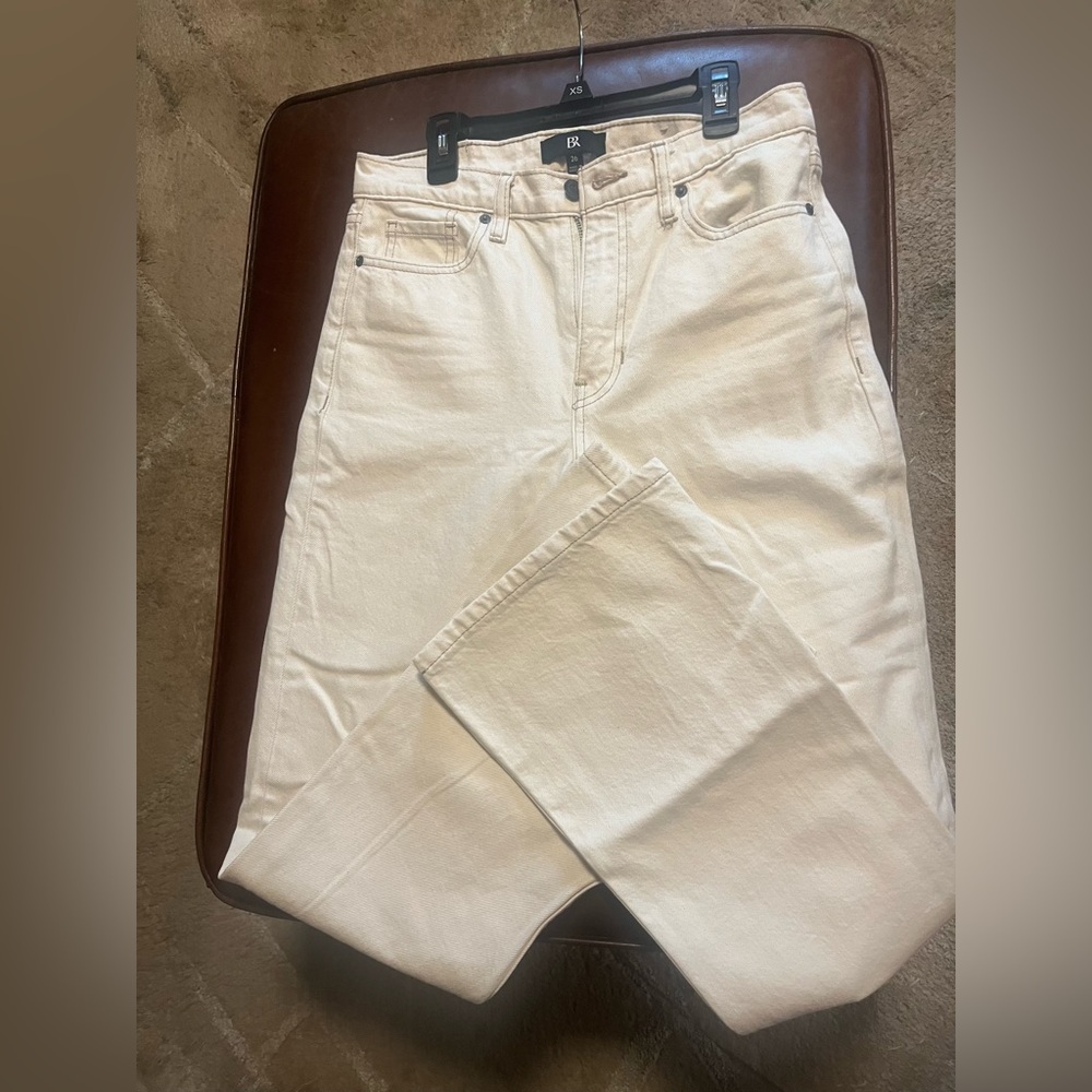 Banana Republic Ecru Relaxed Bootcut Flare Jeans - Picture 6 of 13